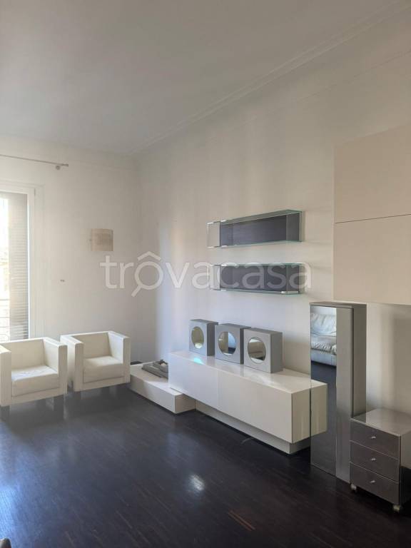 appartamento in vendita a Milano in zona Bocconi