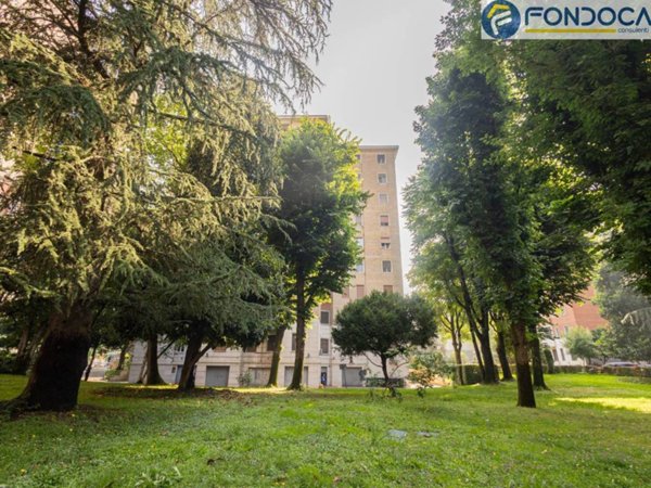 appartamento in vendita a Milano in zona Chiesa Rossa