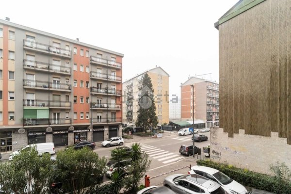 appartamento in vendita a Milano in zona Corvetto