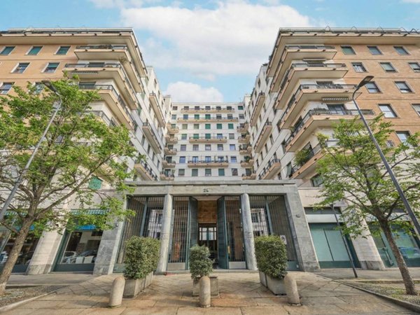 appartamento in vendita a Milano in zona Centro Direzionale