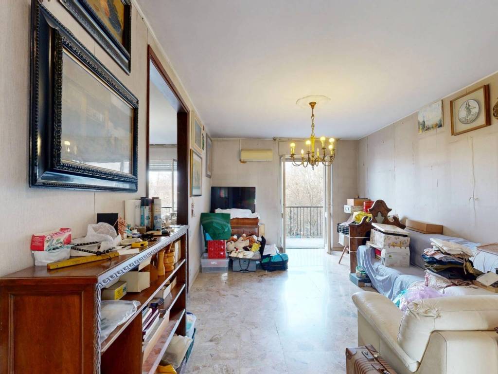 appartamento in vendita a Milano in zona Rembrandt