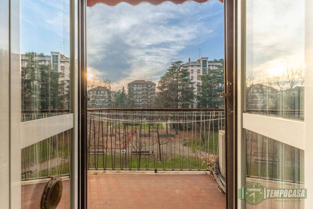 appartamento in vendita a Milano in zona Solari