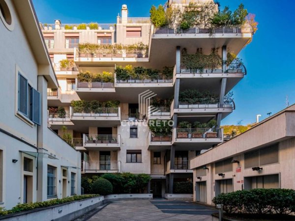 appartamento in vendita a Milano in zona Porta Venezia