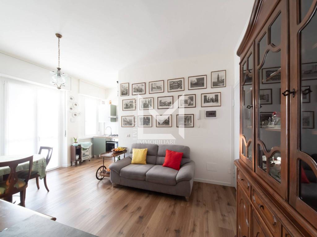 appartamento in vendita a Milano in zona Sempione