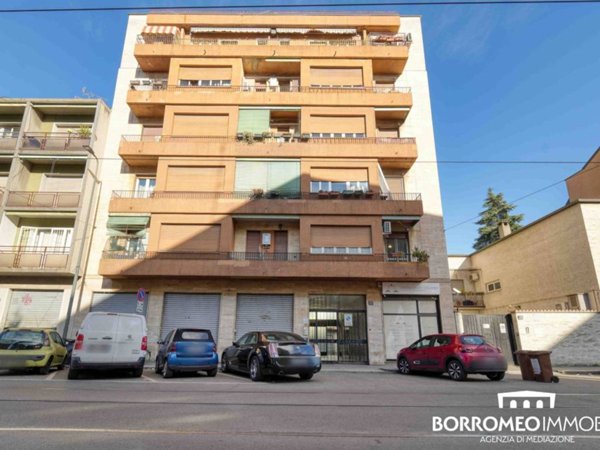 appartamento in vendita a Milano in zona Porta Vittoria