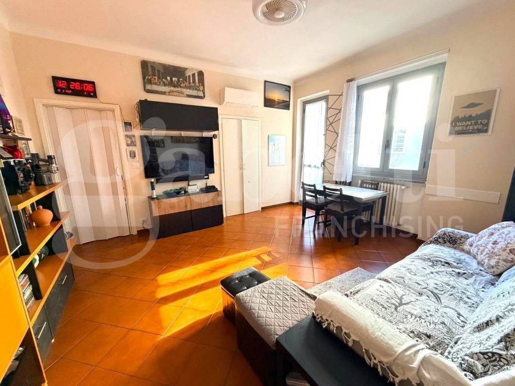 appartamento in vendita a Milano in zona Piazzale Lodi