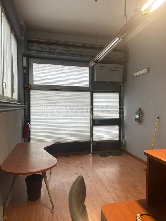 ufficio in vendita a Milano