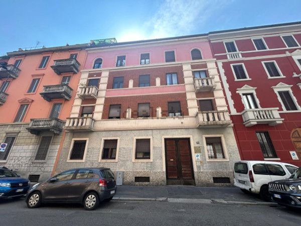 locale di sgombero in vendita a Milano