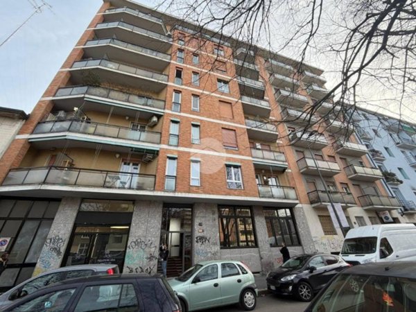 appartamento in vendita a Milano in zona Barona