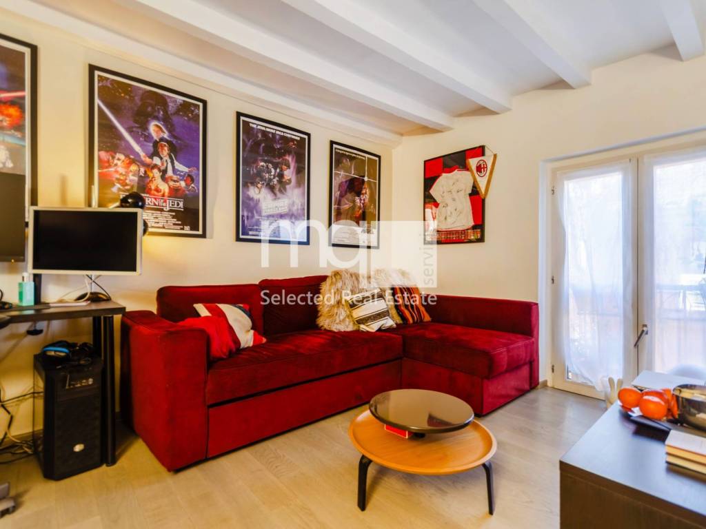 appartamento in vendita a Milano in zona Porta Nuova