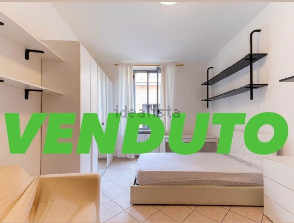 appartamento in vendita a Milano in zona Prato Centenaro