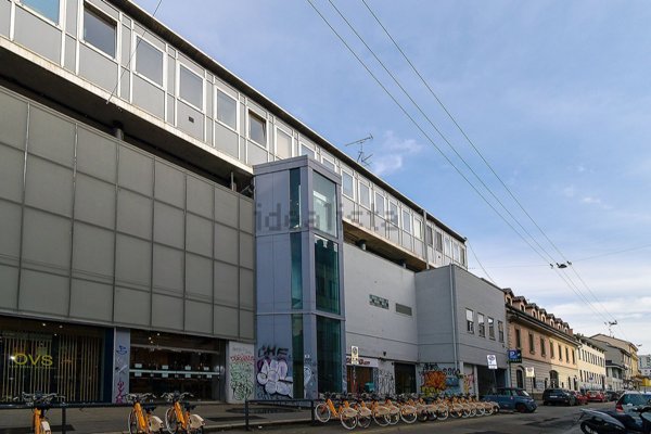 appartamento in vendita a Milano in zona Bocconi