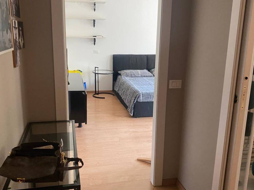 appartamento in vendita a Milano in zona Famagosta