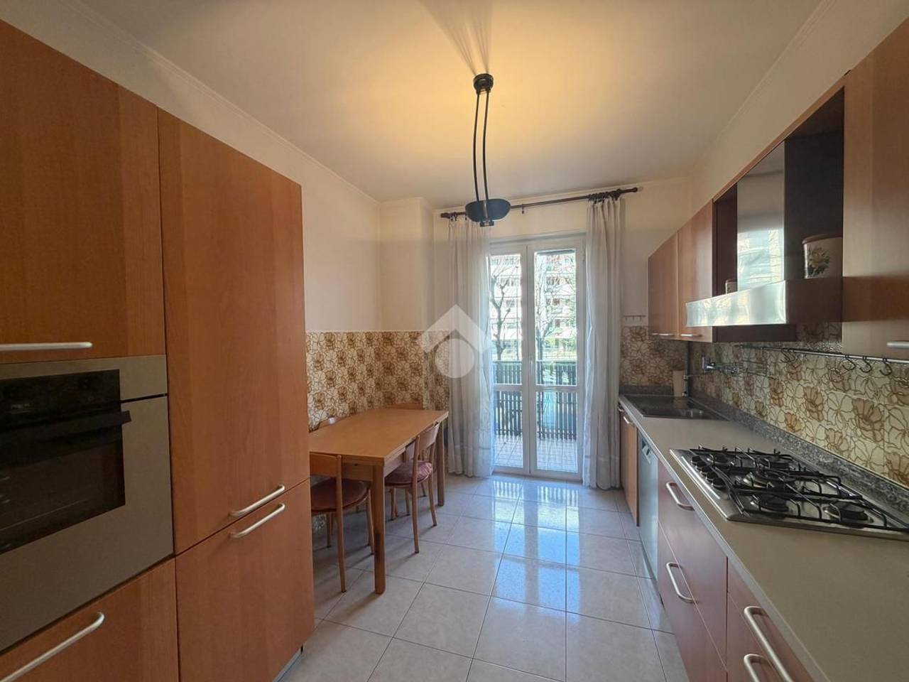 appartamento in vendita a Milano in zona Famagosta