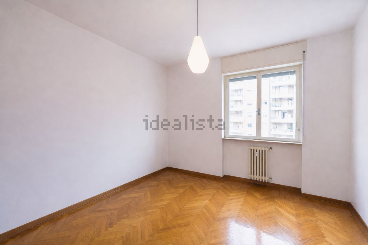 appartamento in vendita a Milano in zona Lorenteggio