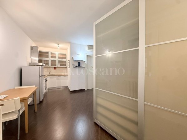 appartamento in vendita a Milano in zona Vigentino