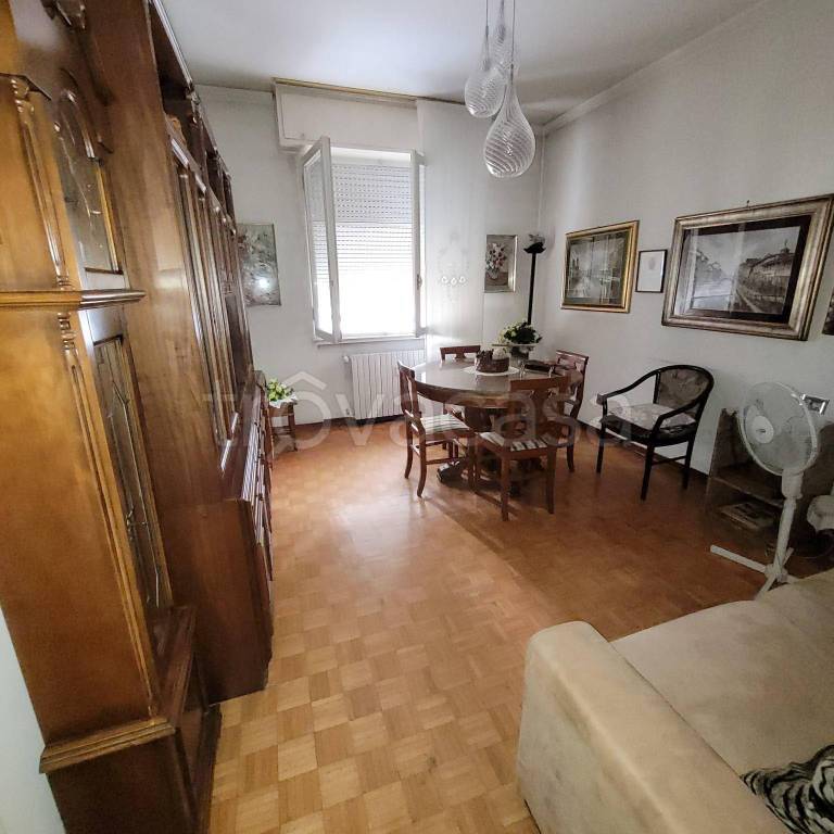 appartamento in vendita a Milano in zona Corvetto