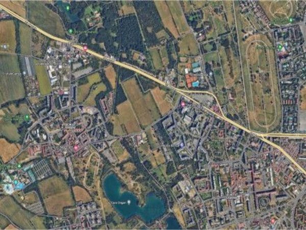 negozio in vendita a Milano in zona Baggio