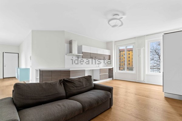 appartamento in vendita a Milano in zona Solari