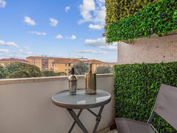 appartamento in vendita a Milano in zona Chiesa Rossa