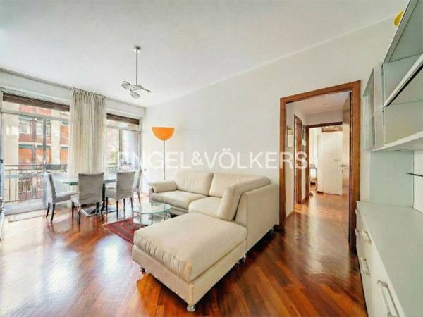 appartamento in vendita a Milano in zona Sempione