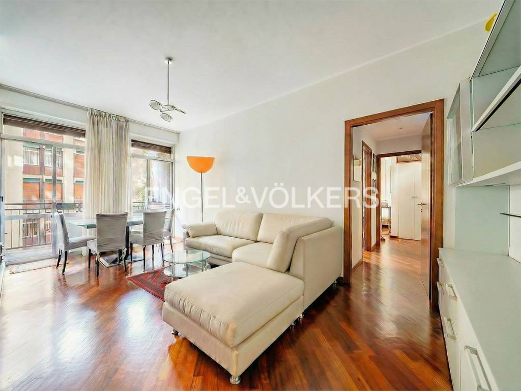 appartamento in vendita a Milano in zona Sempione