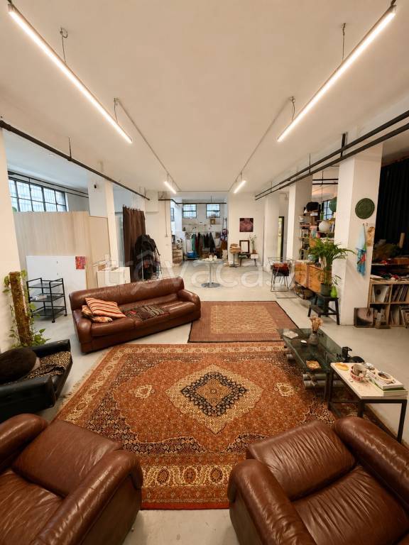 negozio in vendita a Milano in zona Ortica