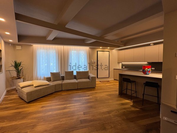 appartamento in vendita a Milano in zona Vigentino