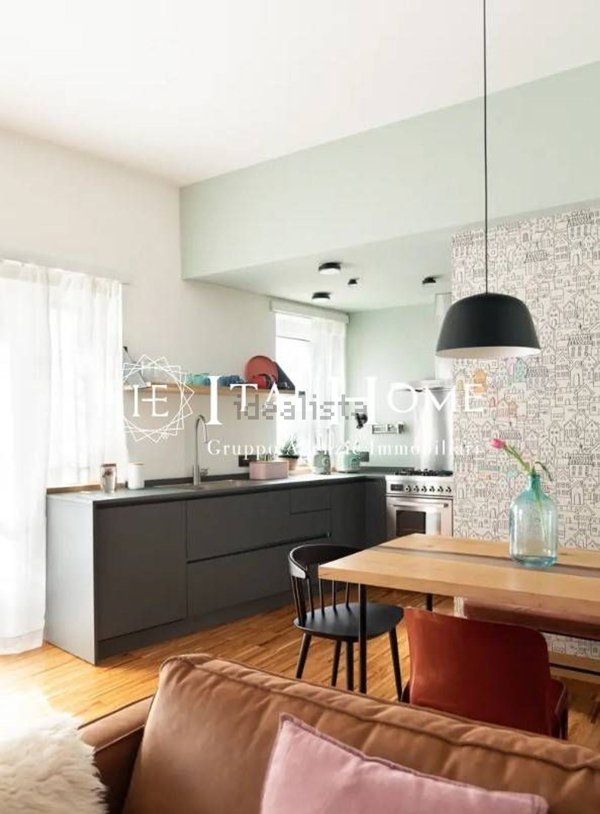 appartamento in vendita a Milano in zona Isola