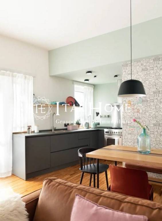 appartamento in vendita a Milano in zona Isola