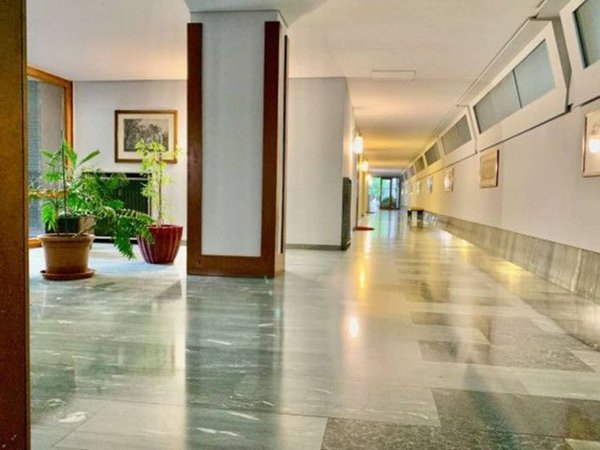 appartamento in vendita a Milano in zona Sempione