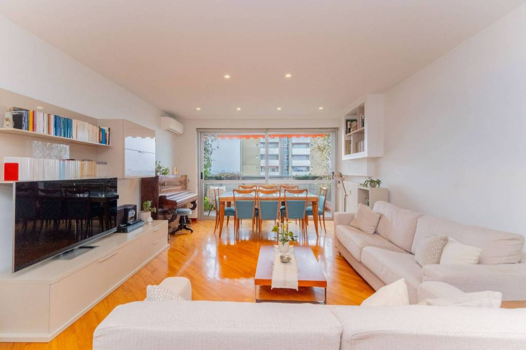 appartamento in vendita a Milano in zona Niguarda