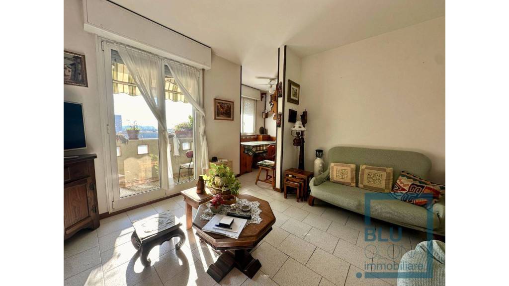 appartamento in vendita a Milano in zona Gallaratese