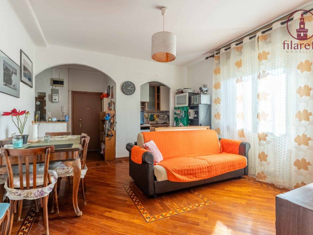 appartamento in vendita a Milano in zona Baggio