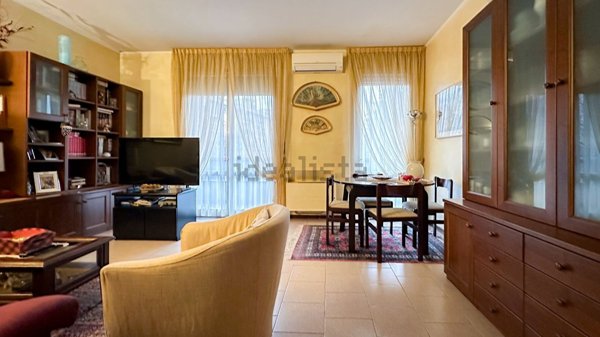 appartamento in vendita a Milano in zona Precotto