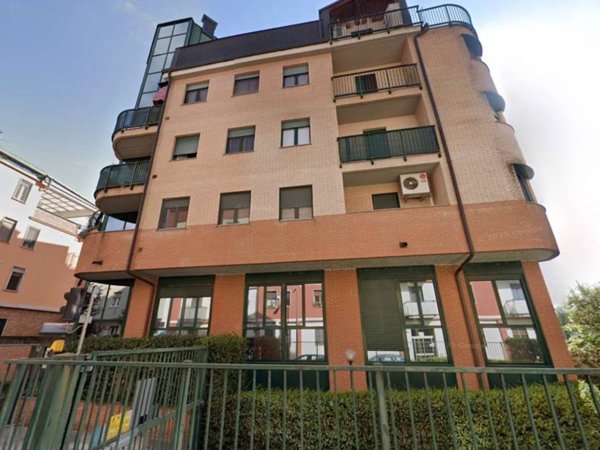 appartamento in vendita a Milano in zona Vigentino