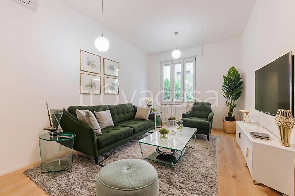 appartamento in vendita a Milano in zona Ortica