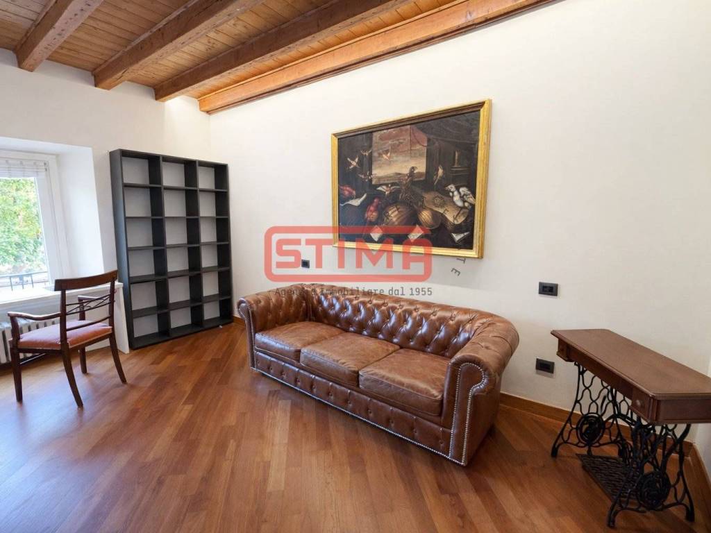 appartamento in vendita a Milano in zona Sempione