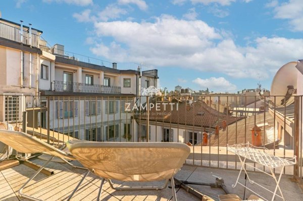 appartamento in vendita a Milano in zona Sempione