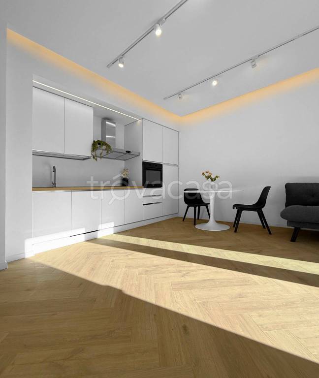 appartamento in vendita a Milano in zona Isola