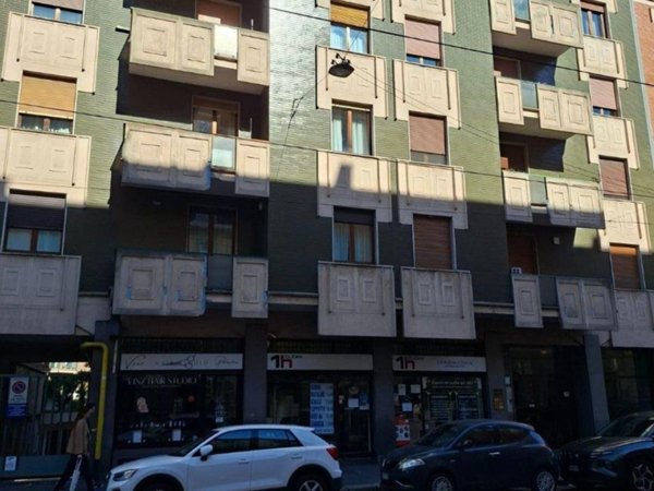 appartamento in vendita a Milano in zona Sempione