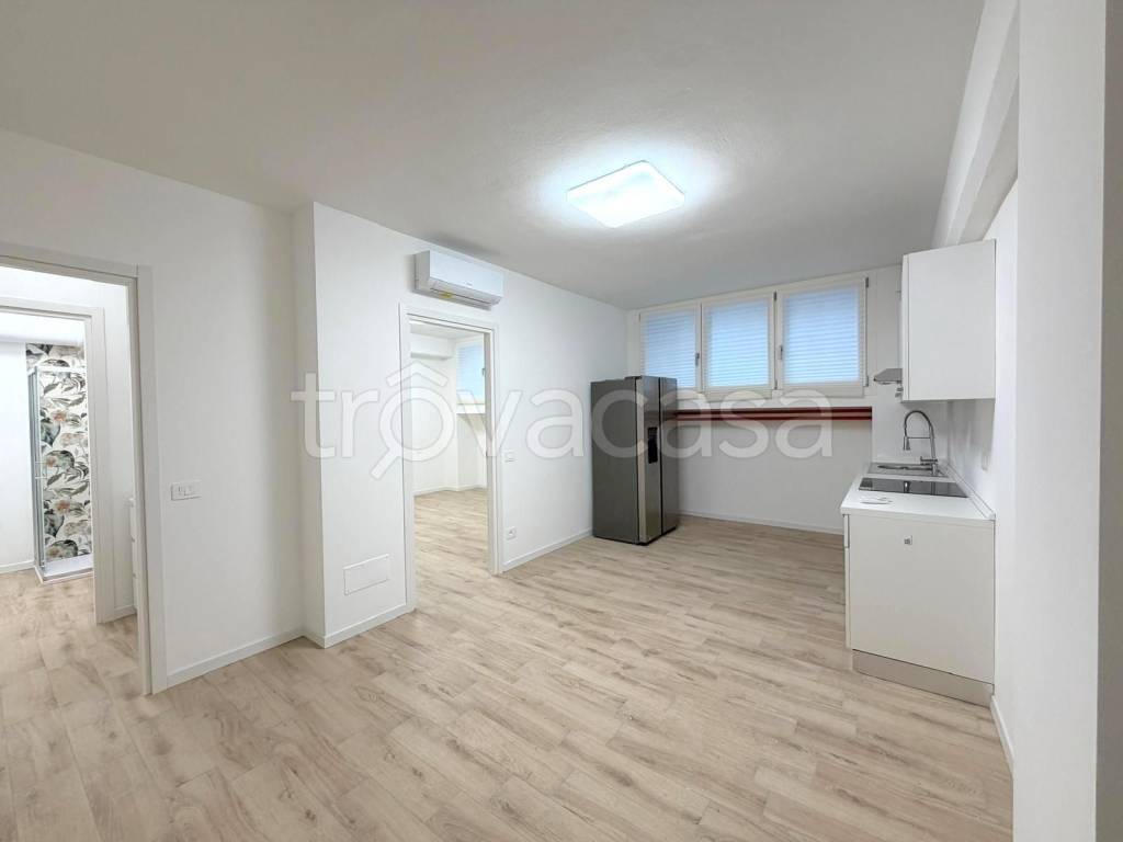 appartamento in vendita a Milano in zona Città Studi