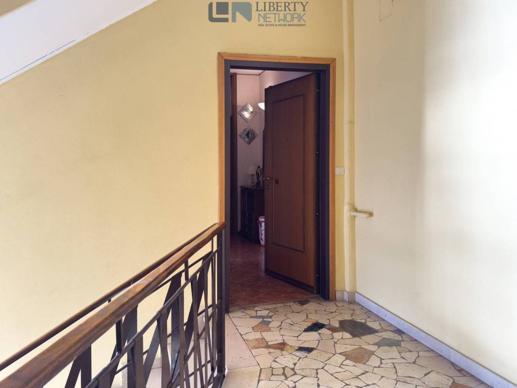 appartamento in vendita a Milano in zona Famagosta