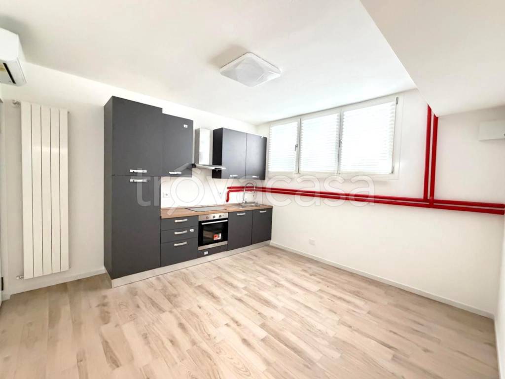 appartamento in vendita a Milano in zona Città Studi