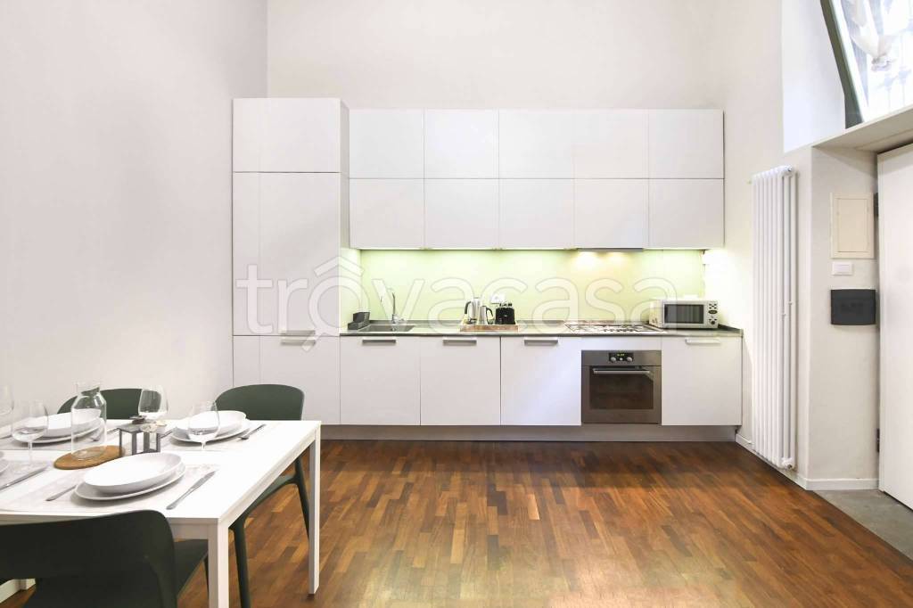 appartamento in vendita a Milano in zona Sempione