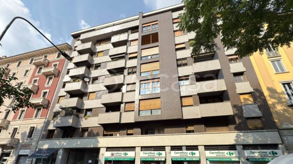 appartamento in vendita a Milano in zona Città Studi