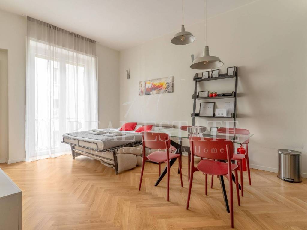 appartamento in vendita a Milano in zona Guastalla