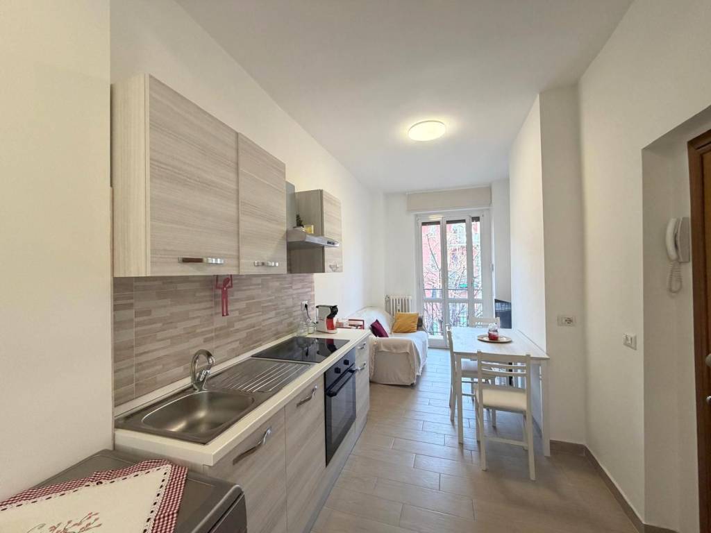 appartamento in vendita a Milano in zona Isola