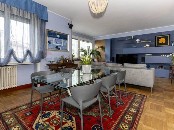 appartamento in vendita a Milano in zona Centro Direzionale