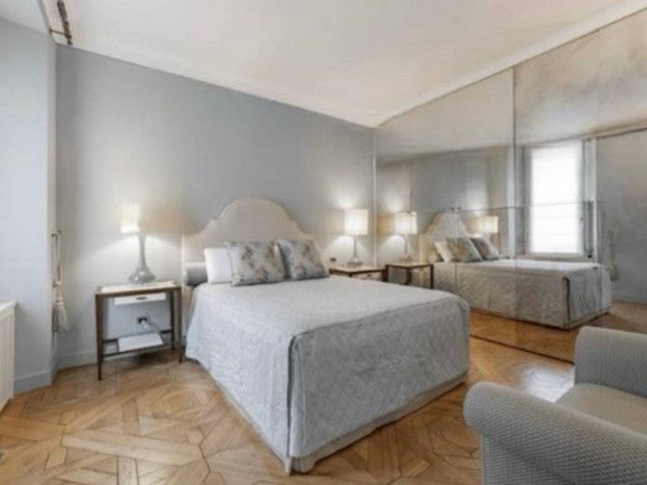 appartamento in vendita a Milano in zona Sempione